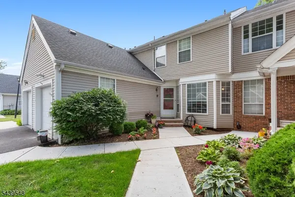 160 Aster Ct, Readington Twp., NJ 08889