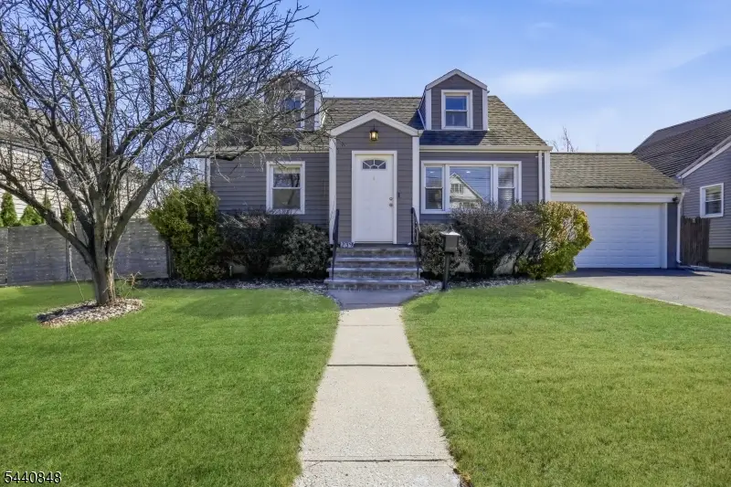 239 3rd Ave, Garwood, NJ 07027 - #1