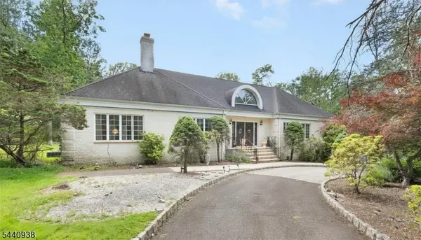 10 Loriann Rd, Warren Twp., NJ 07059