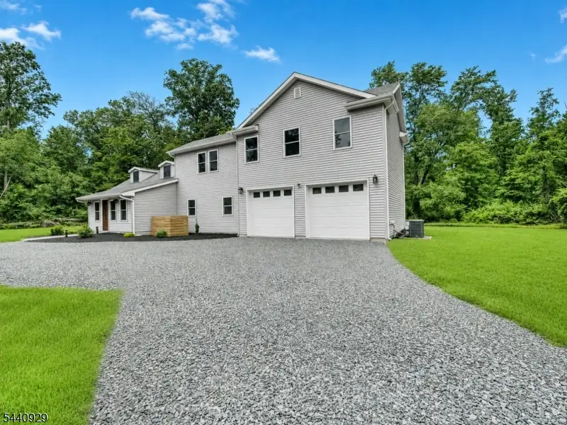 8 Britton Rd, Delaware, NJ 08559 - #3