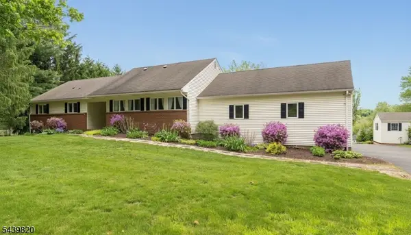 7 Sunshine Dr, Alexandria Twp., NJ 08867