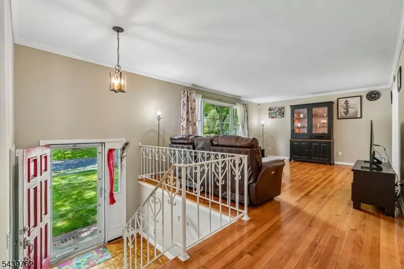 55 Sagamore Dr, New Providence, NJ 07974 - #2
