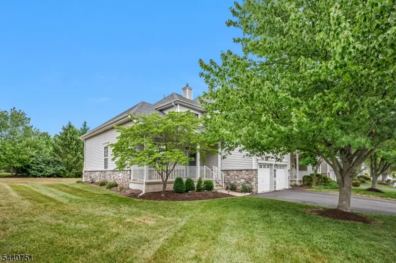 11 Pony Ln, Raritan, NJ 08822 - #3