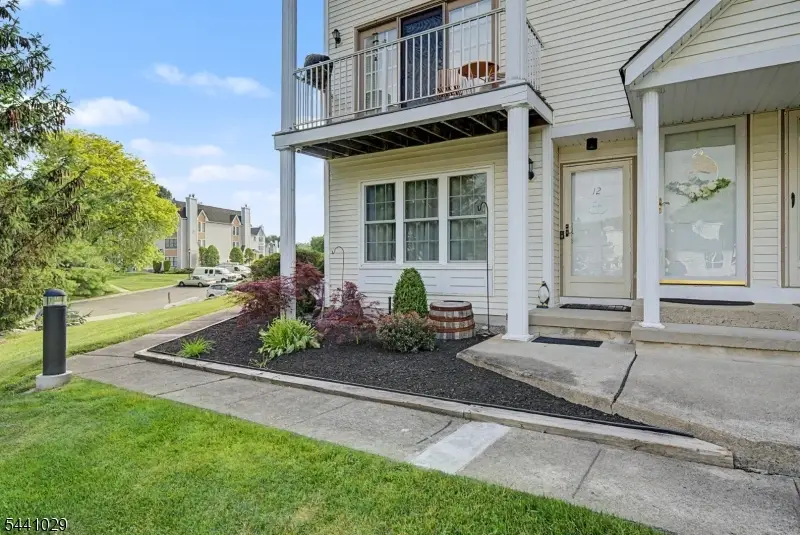 12 Amherst Ct, Hamburg, NJ 07419 - #2