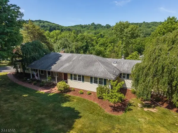 159 Old Clinton Rd, Raritan Twp., NJ 08822