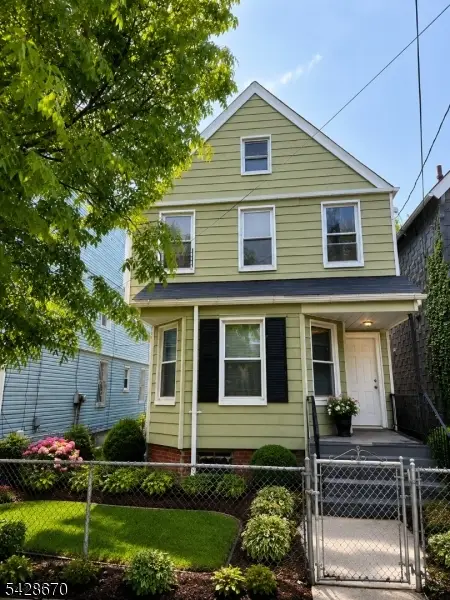 667 Scotland Rd, Orange, NJ 07050 - #1