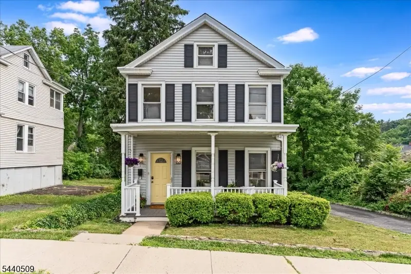 1 Locust St, Morris, NJ 07960 - #2