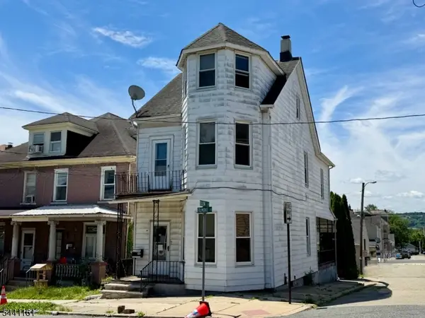 242 Filmore St, Phillipsburg Town, NJ 08865