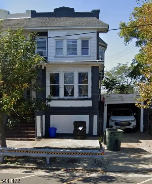 128 N Hartford Ave, Atlantic City, NJ 08401
