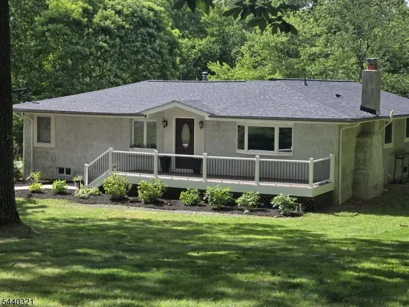 3 Thomas Dr, Independence, NJ 07840 - #2
