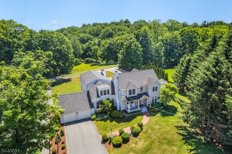 8 Cherry Ln, Mendham, NJ 07945 - #1