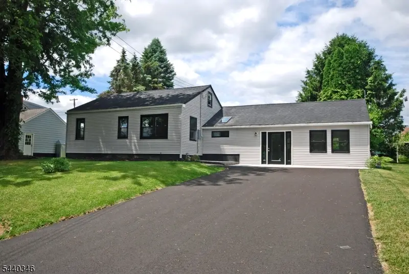 496 Franklin St, Pohatcong, NJ 08865 - #1