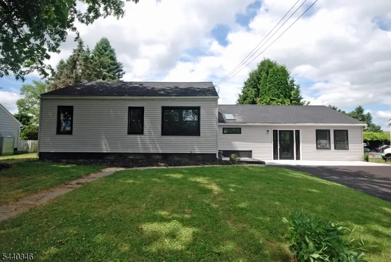 496 Franklin St, Pohatcong, NJ 08865 - #2