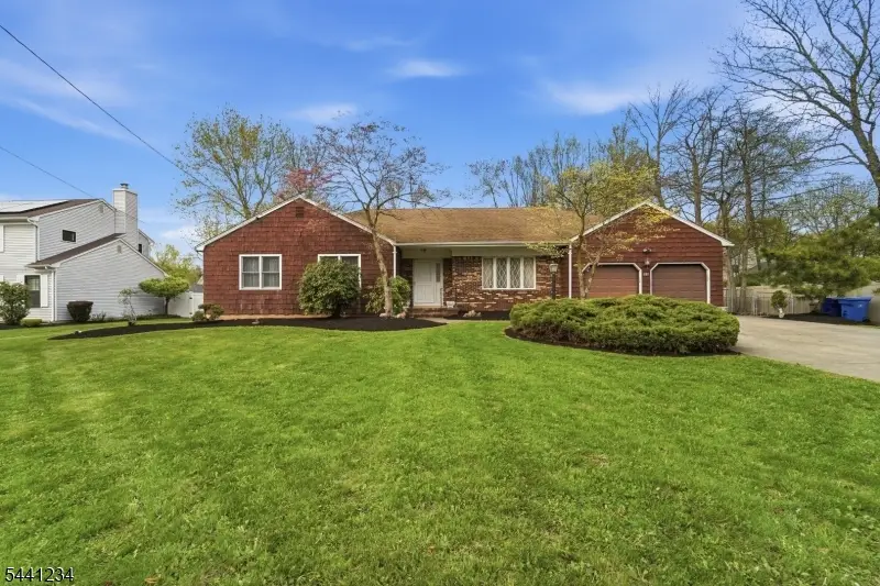 1177 Aaron Rd, North Brunswick, NJ 08902 - #1