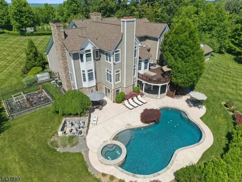 22 High Hill Ct, Bernards, NJ 07920 - #2