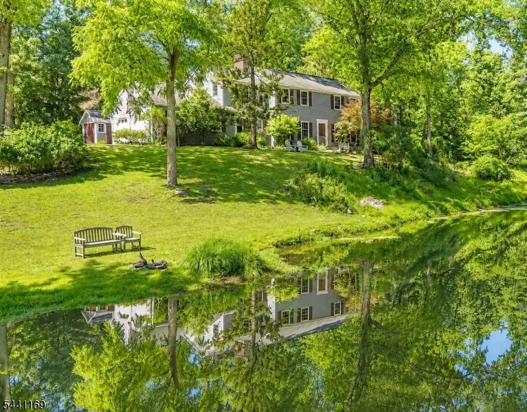 7 Farview Dr, Clinton, NJ 08801 - #1