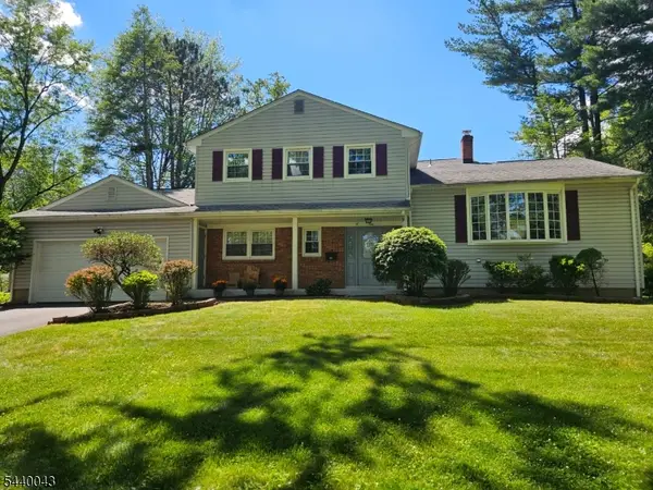 2 Vermont Ct, Parsippany-Troy Hills Twp., NJ 07034