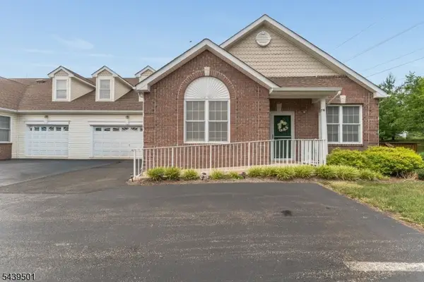 76 Samson Dr, Raritan Twp., NJ 08822