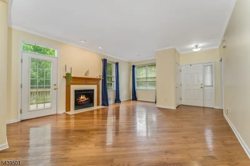 76 Samson Dr, Raritan, NJ 08822 - #3