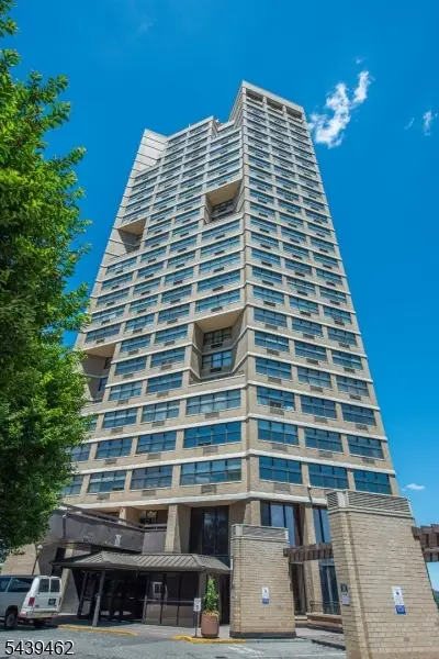 7004 Kennedy Blvd East #39f, Guttenberg Town, NJ 07093