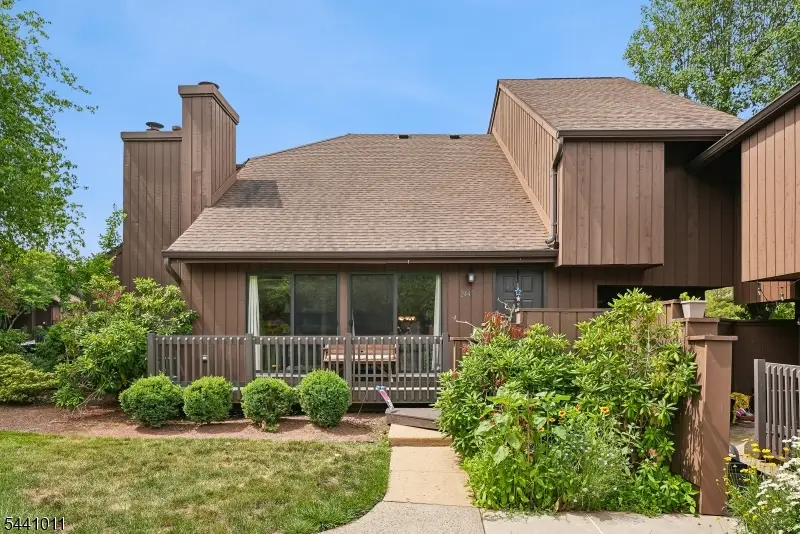 244 Kingsberry Dr #244, Franklin, NJ 08873 - #1