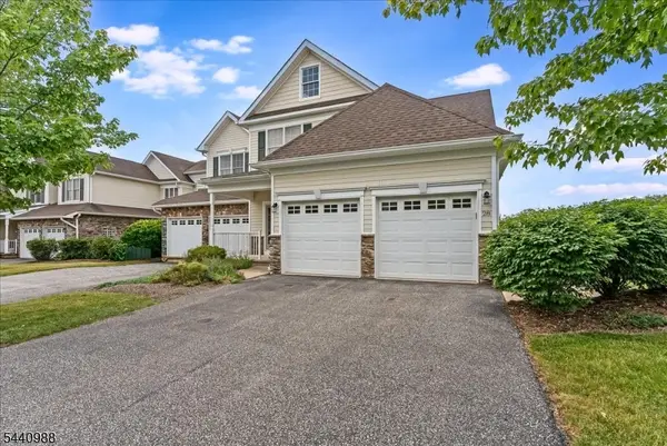 28 Briar Ct, Hardyston Twp., NJ 07419