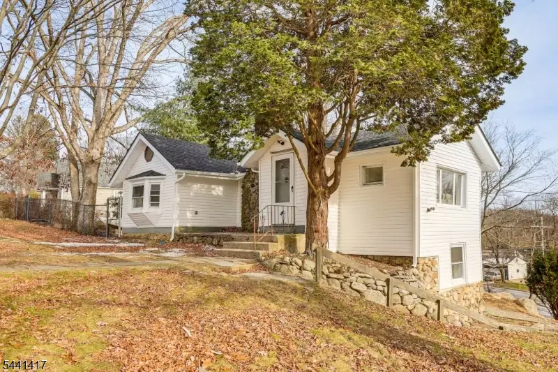 10 Ridge Rd, Stanhope, NJ 07874 - #2