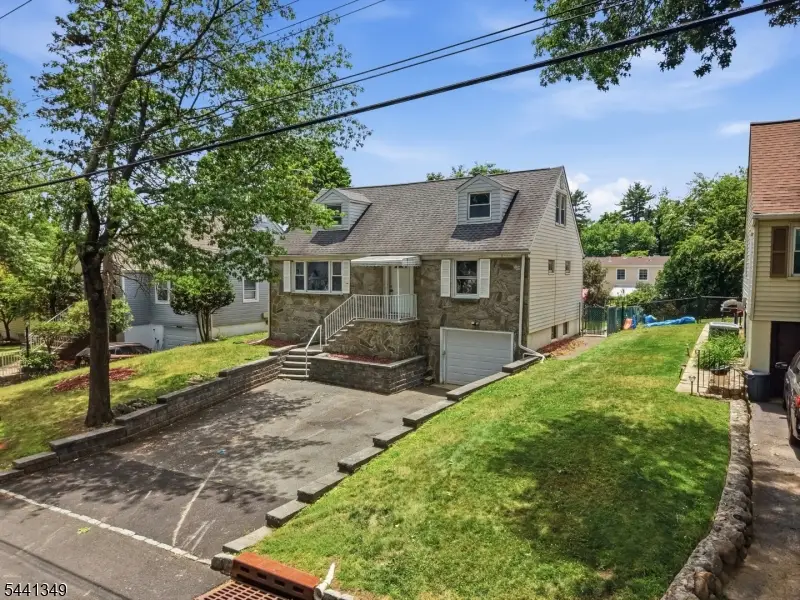 20 Sunnyside Rd, Pleasantdale, NJ 07052 - #3