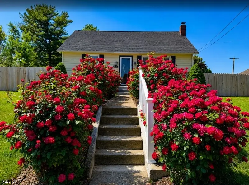 1508 Chestnut St, Upper Pohatcong, NJ 08865 - #1