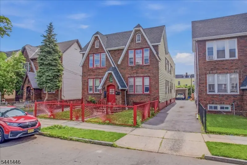 200 Eastern Pkwy, Newark, NJ 07106 - #3