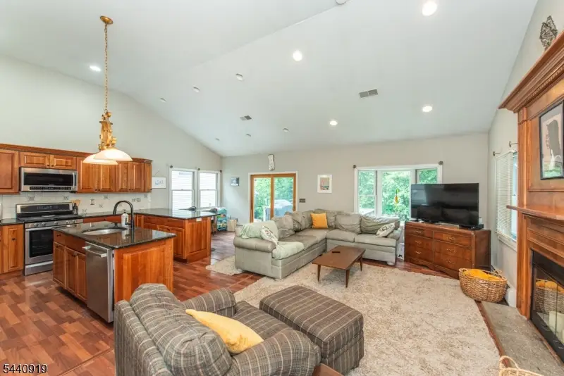101 Rolling Ridge Rd, West Milford, NJ 07480 - #3