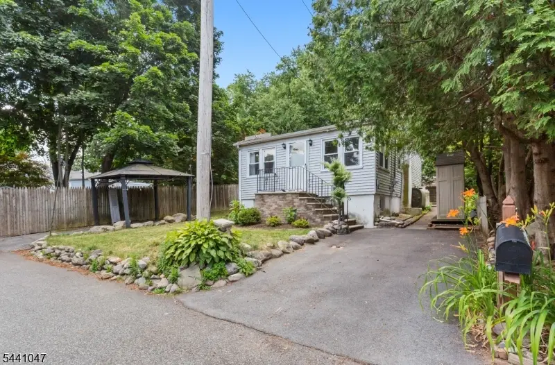 1 Highland Ave, Macopin, NJ 07480 - #2