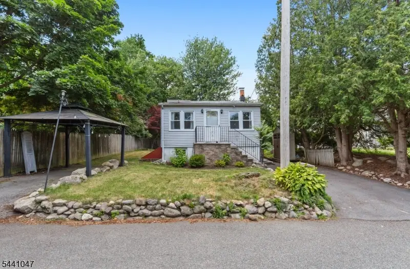 1 Highland Ave, Macopin, NJ 07480 - #3