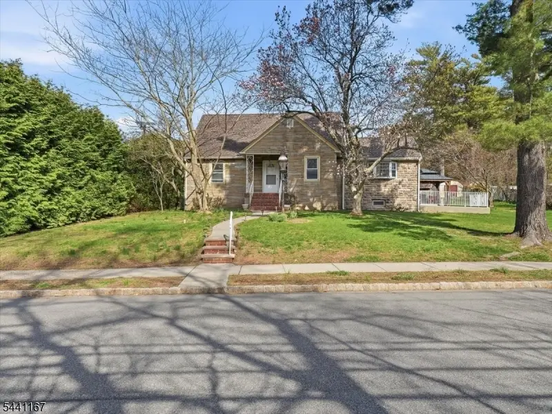 95 Sycamore Ave, Livingston, NJ 07039 - #1