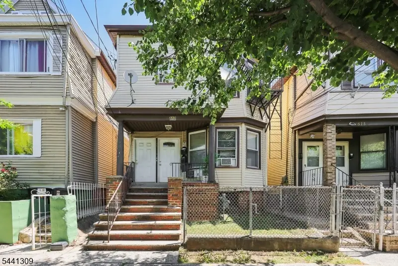 617 Court St, Elizabeth, NJ 07206 - #1