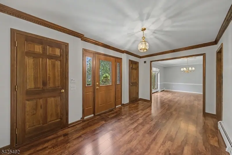 4 Unneberg Ave, Succasunna, NJ 07876 - #3