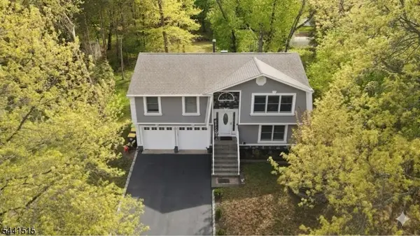 46 Heather Dr, Franklin Twp., NJ 08873