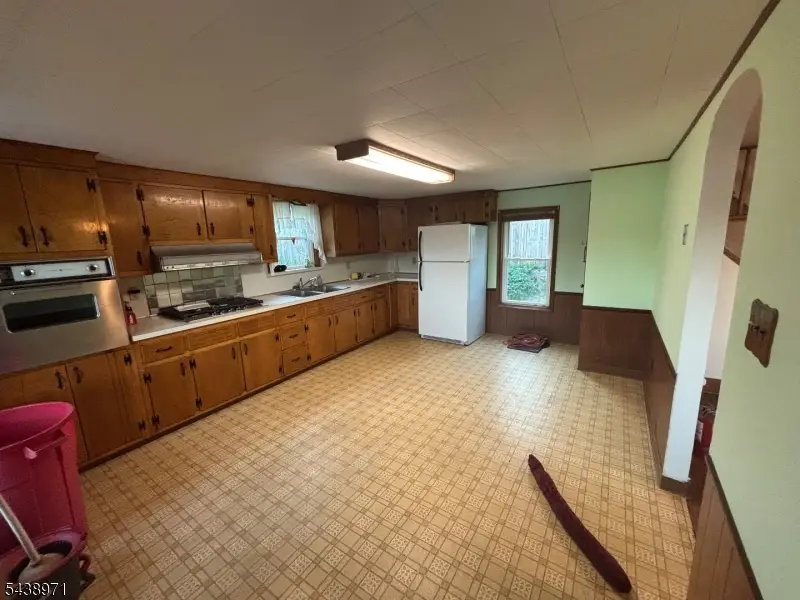 6 Thatcher Ave, New Village, NJ 08886 - #3