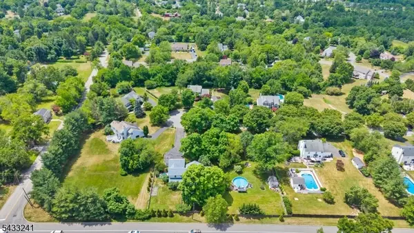 9 Mills Ct, Raritan Twp., NJ 08822