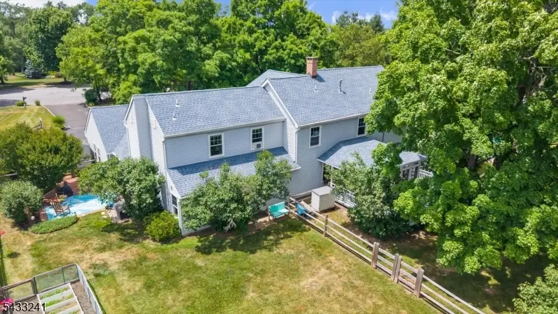 9 Mills Ct, Raritan, NJ 08822 - #2