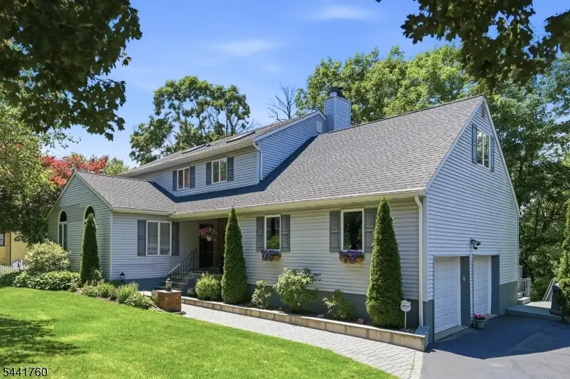 18 Tice Rd, Hewitt, NJ 07480 - #2