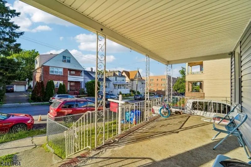 70 Genessee Ave, Paterson, NJ 07503 - #3
