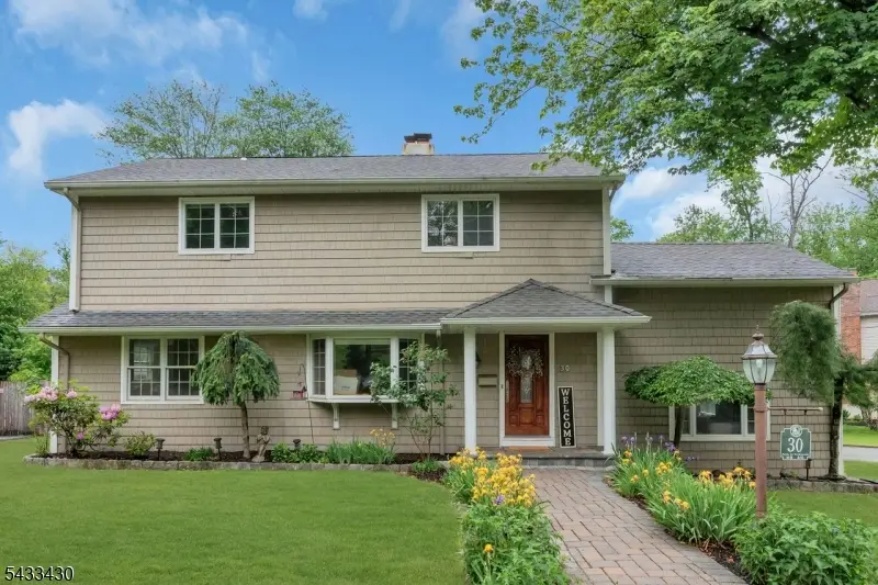 30 Laurel Dr, Packanack Lake, NJ 07470 - #2