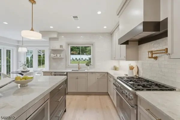 67 Myrtle Ave, Millburn Twp., NJ 07041