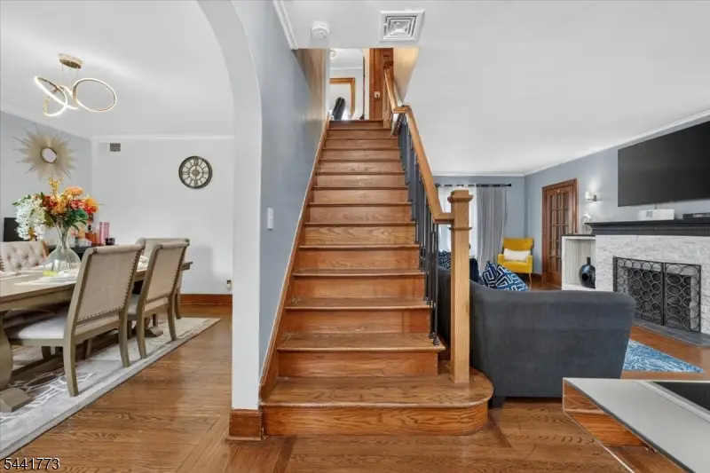459 Twin Oaks Rd, Union, NJ 07083 - #3