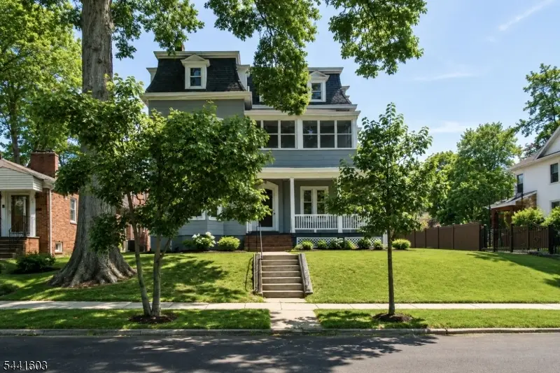 725 Chestnut St, Roselle Park, NJ 07204 - #3