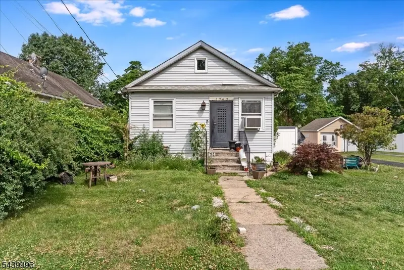 1762 W 5th St, Piscataway, NJ 08854 - #1