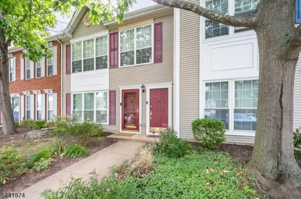 75 Gregory Ln #1506, Franklin Twp., NJ 08823