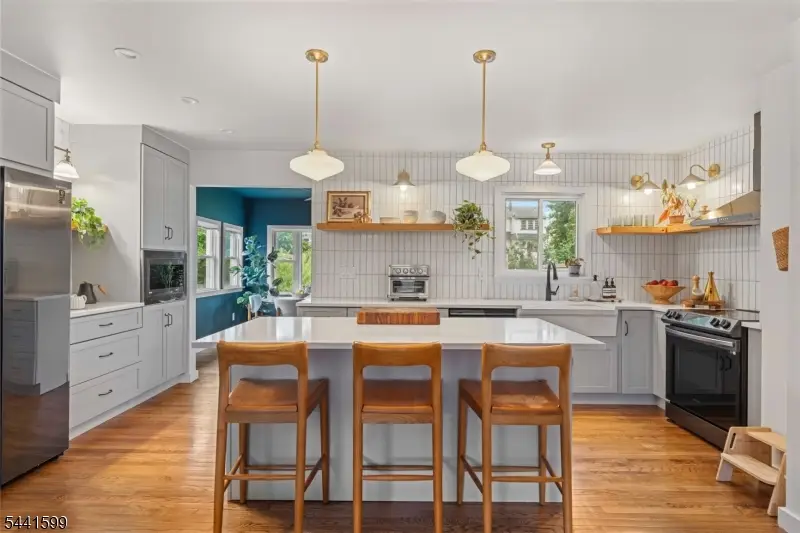 430 W 6th Ave, Roselle, NJ 07203 - #1