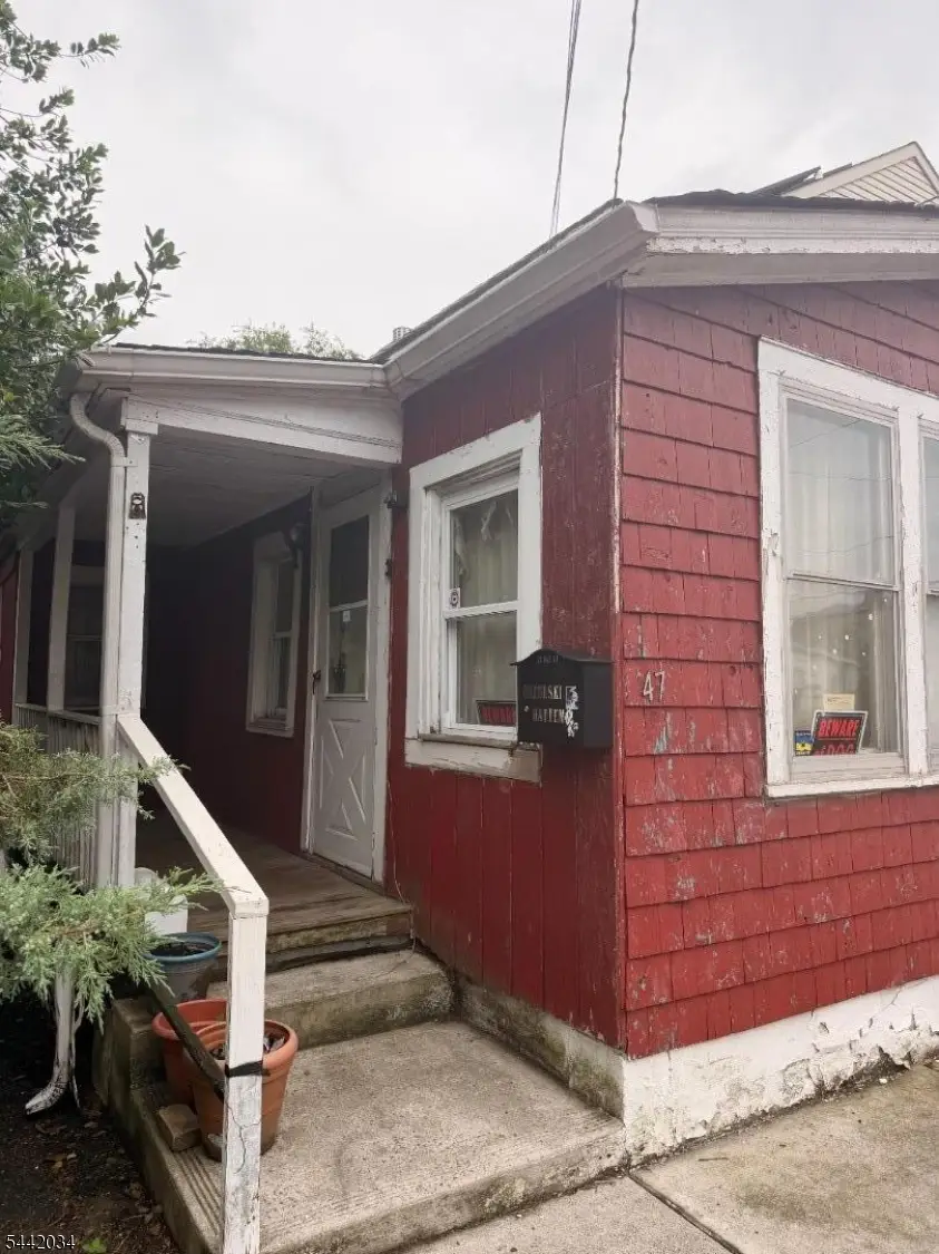 47 May St, Hopelawn, NJ 08861 - #3